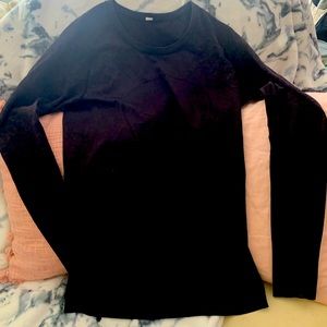 Lululemon burgundy long sleeve